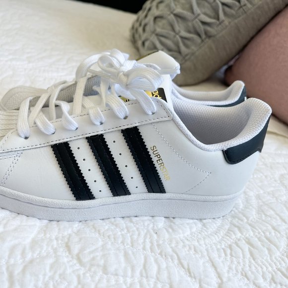 ADIDAS Superstar white leather runners - Picture 8 of 14